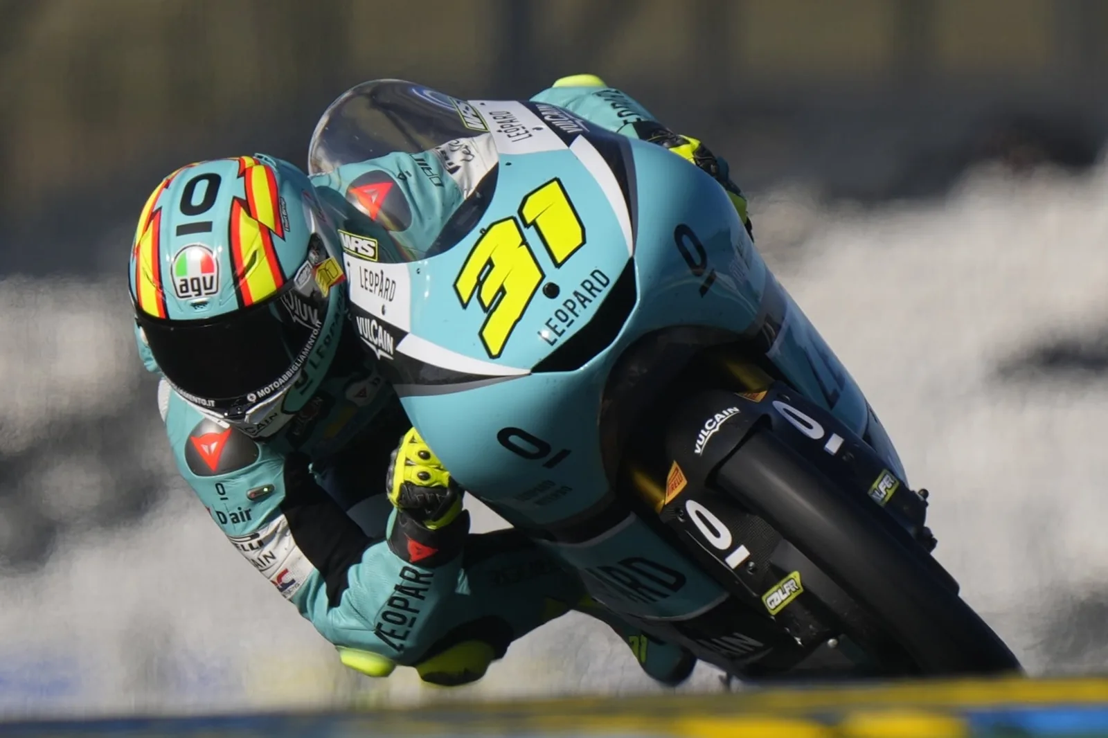Moto3: Fernández conquers pole position for French GP