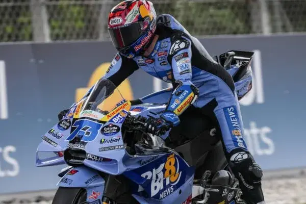 MotoGP: Álex Márquez holds off Acosta and wins the Catalonia GP Sprint