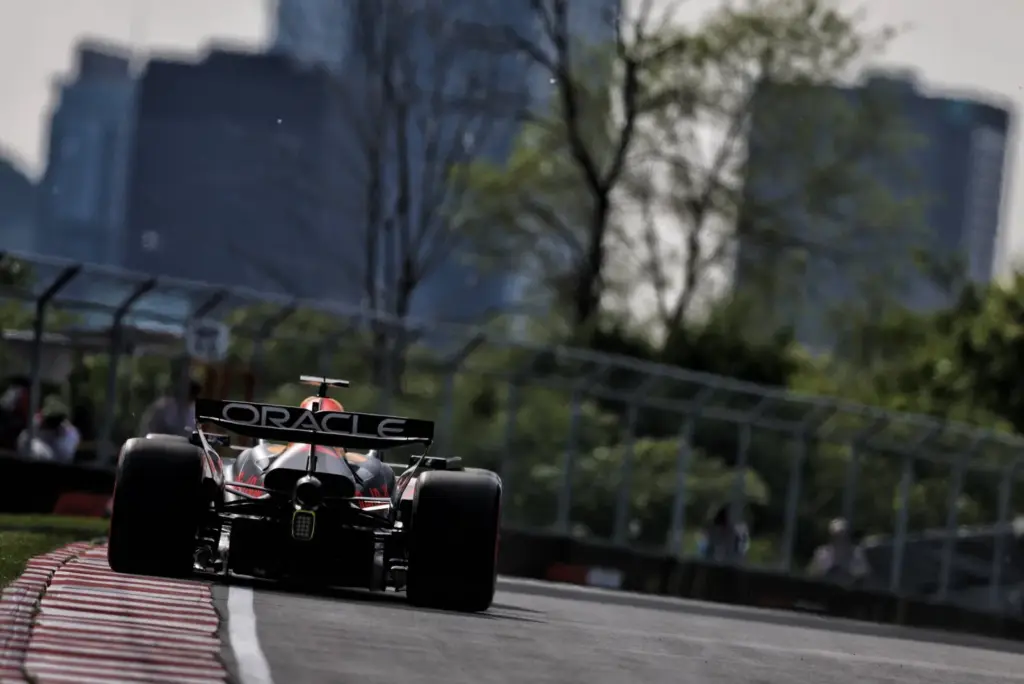 Max Verstappen (NLD) Red Bull Racing RB21.