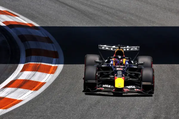 F1: Verstappen criticizes Hamilton after Sprint race battle