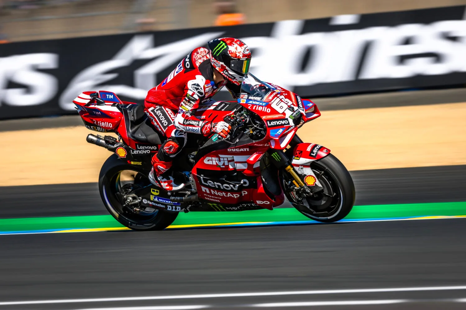 MotoGP: Bagnaia takes pole in France and leads Ducati's one-two on the grid with Márquez
