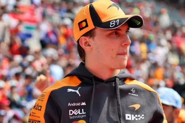 F1: Piastri says rivalry with Norris hasn't changed relationship at McLaren
