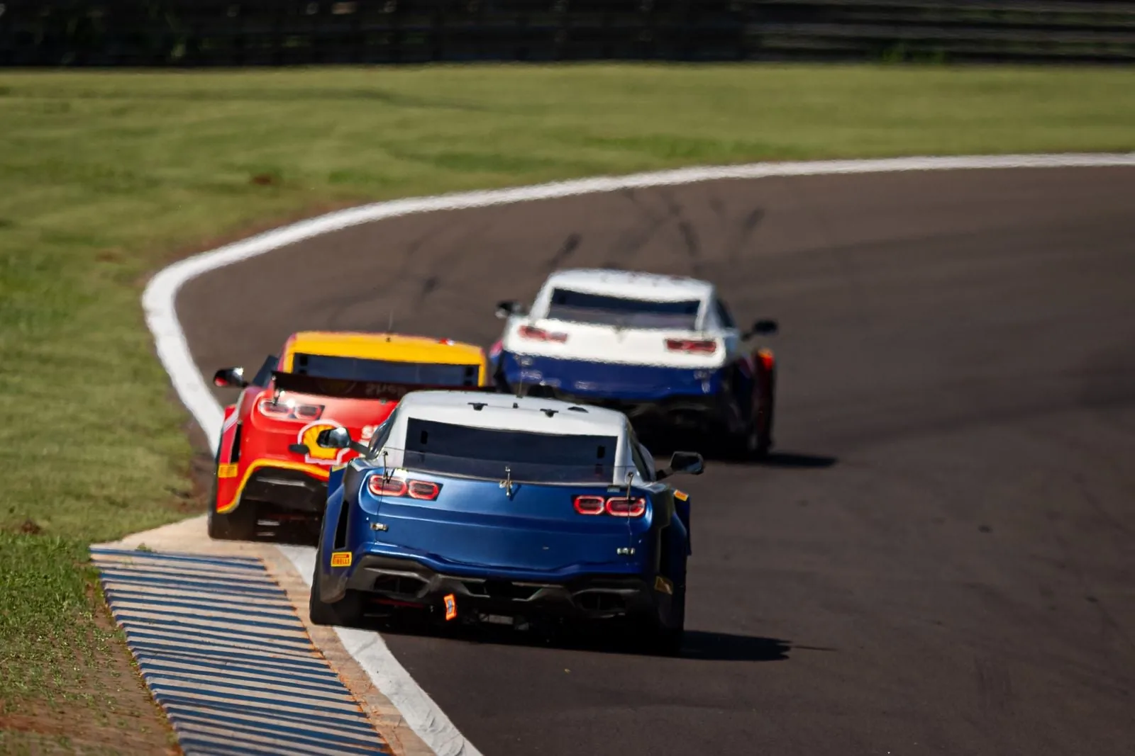 NASCAR Brazil: watch Race 2 LIVE in Cascavel