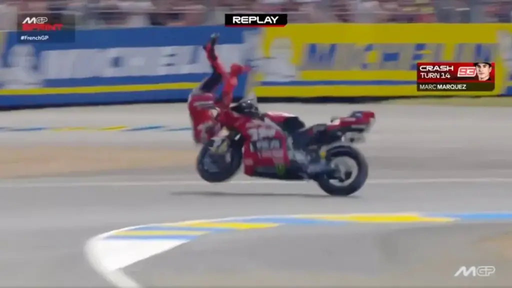 MotoGP: Márquez passa por duas cirurgias após forte acidente