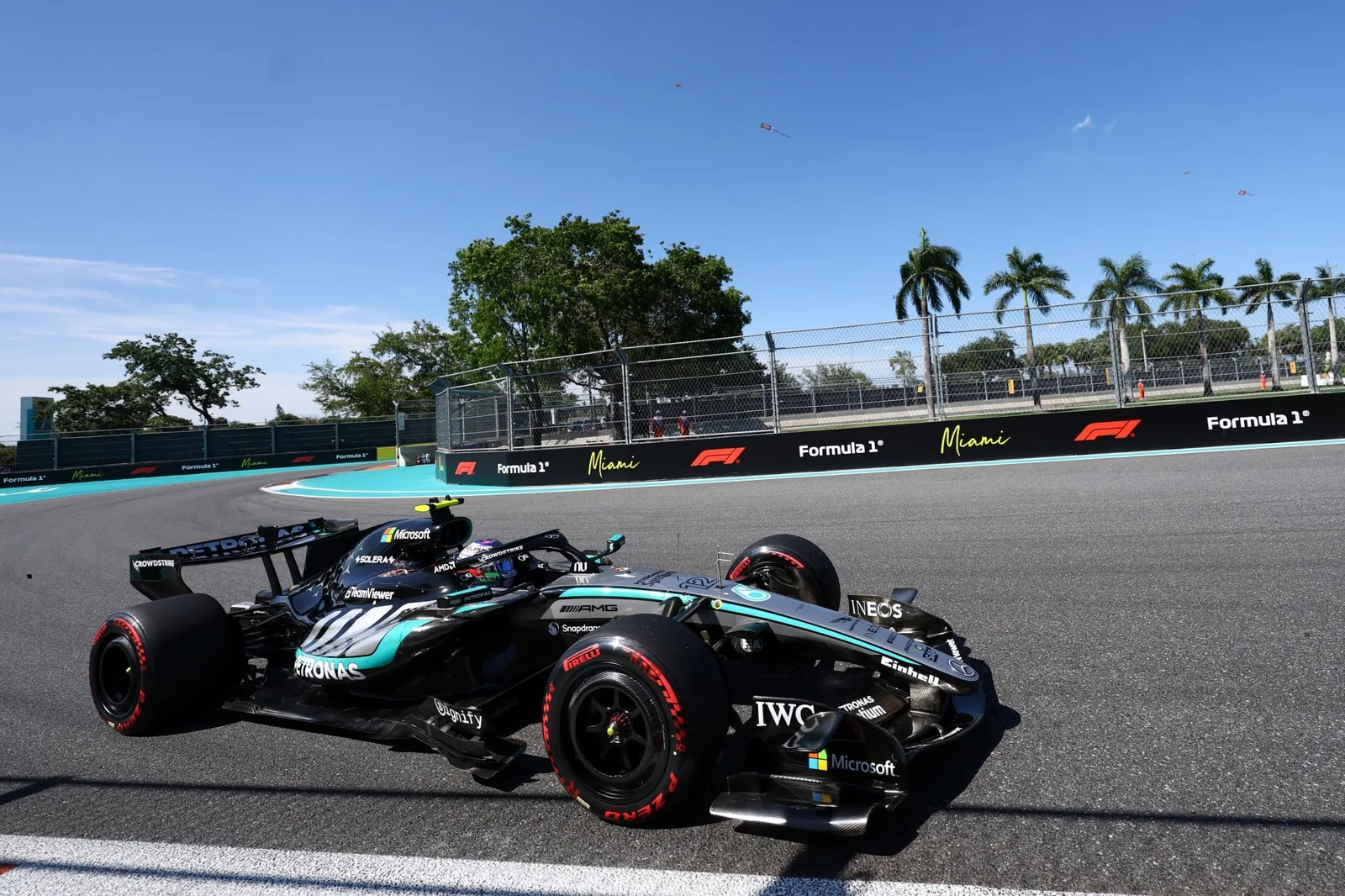 F1: Button points out Antonelli's weakness in the title fight