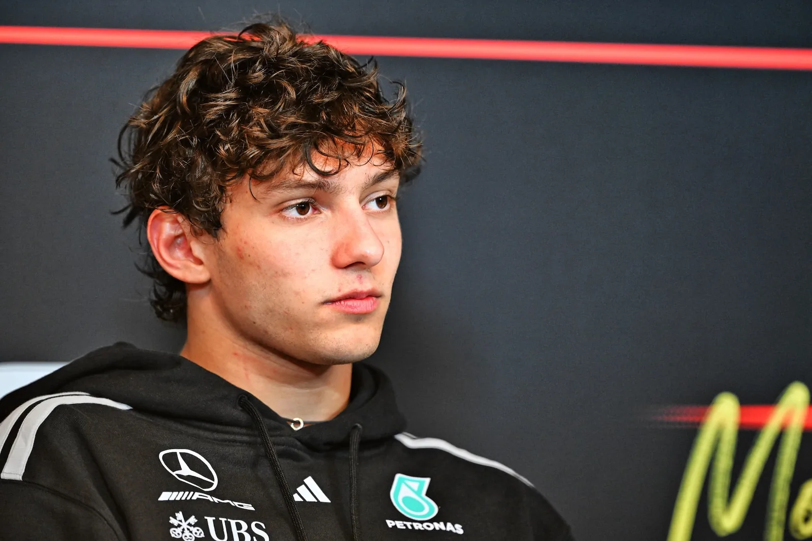 F1: Villeneuve warns Antonelli about title fight: "Keep a cool head"