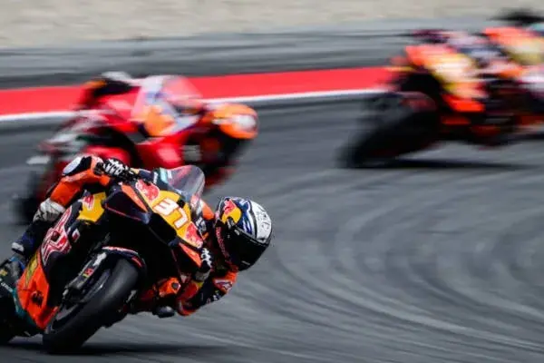 MotoGP: Acosta dominates qualifying and takes pole at the Catalonia GP