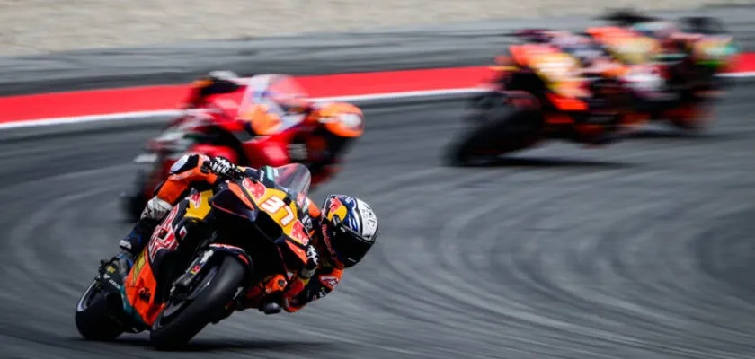 MotoGP: Acosta dominates qualifying and takes pole at the Catalonia GP