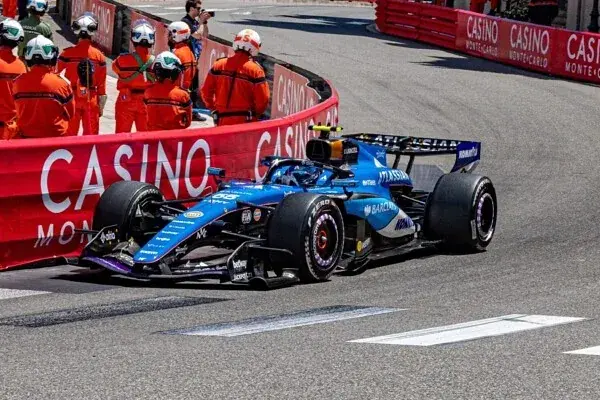 F1: Sainz highlights a lap on the limit, but misses out on the top 10