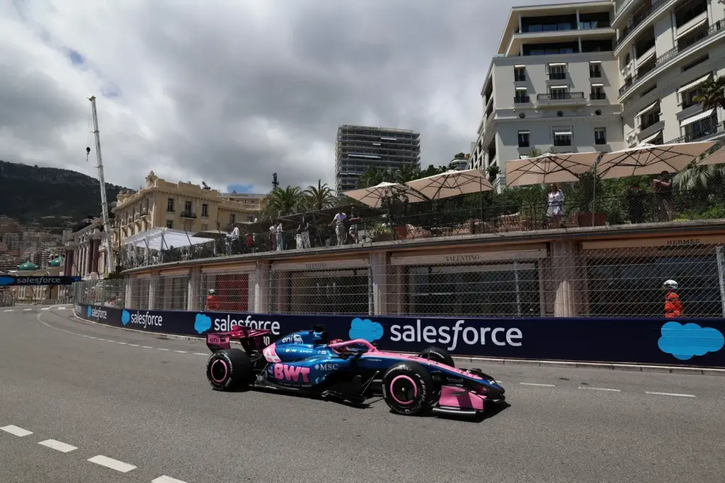 Pierre Gasly (FRA) Alpine F1 Team A526.