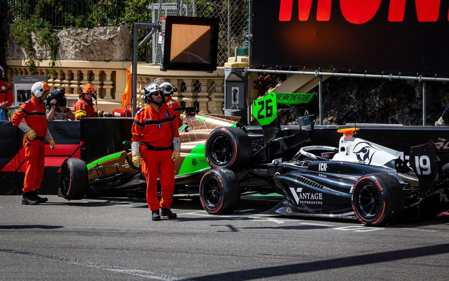 F3: Driver suffers spinal fractures after accident in Monaco