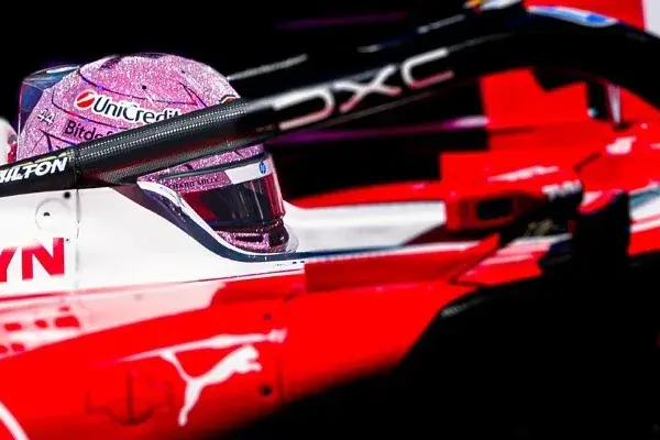 F1: Hamilton says Ferrari lost advantage at the starts