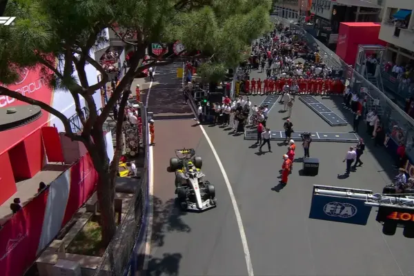 F1: Bortoleto has problems exiting the pits before the start of the Monaco GP
