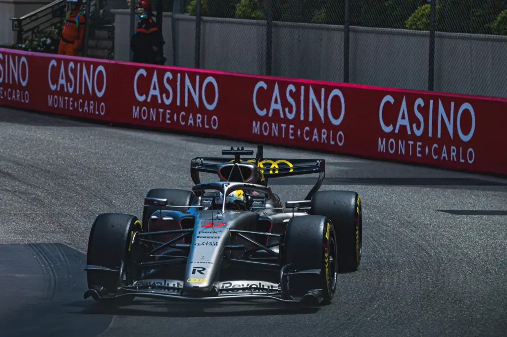 F1: Bortoleto says "there's no way to think positive" after crash: "Focus on tomorrow"