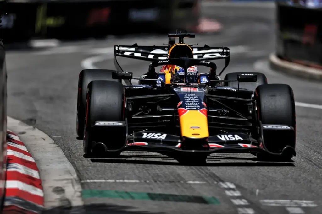 Max Verstappen (NLD) Red Bull Racing RB22.