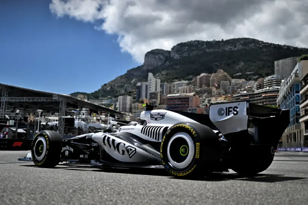 Valtteri Bottas (FIN) Cadillac Formula 1 Team MAC-26.