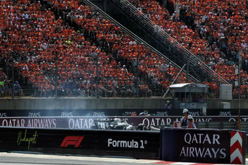 Valtteri Bottas (FIN) Cadillac Formula 1 Team MAC-26 retired from the race in the pit entrance.