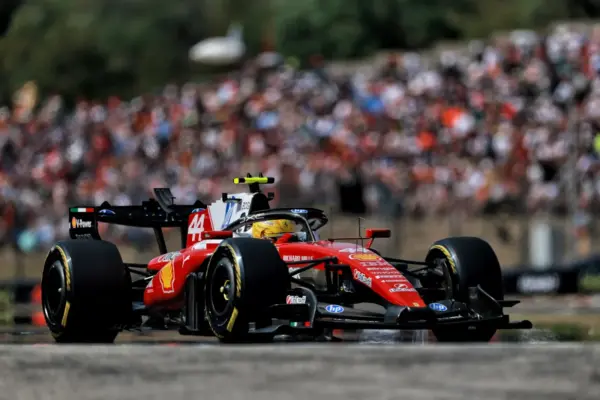 F1: Hamilton questions Ferrari pit-stop at the end of the Hungarian GP: "I would never have stopped"