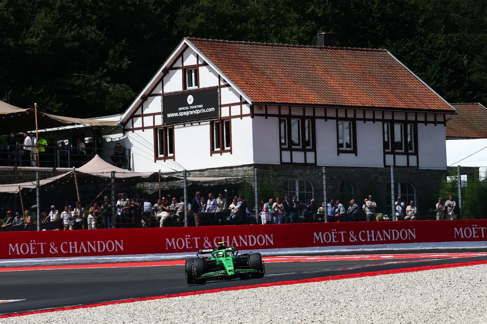 F1: Heat may lead Belgian GP to a two-stop race