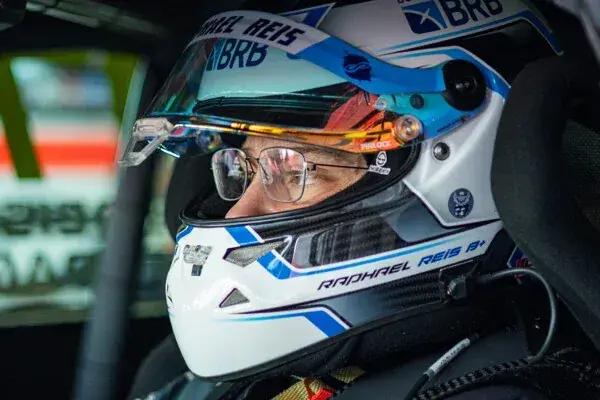 All or nothing for Raphael Reis in the TCR Brasil decider