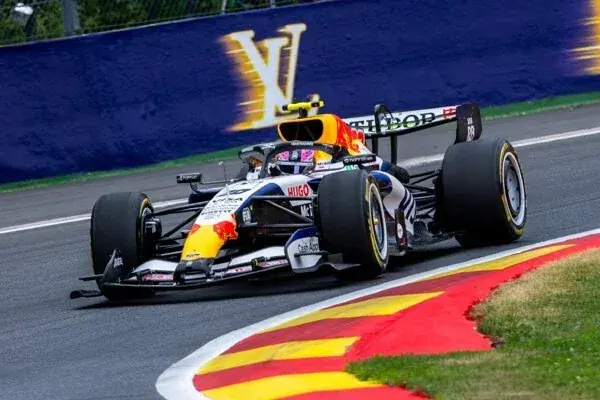 F1: Lawson explains disadvantage after missing update at Racing Bulls