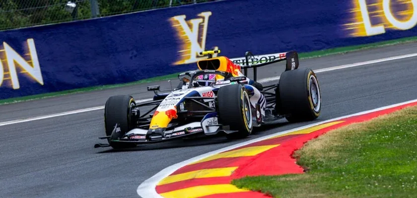 F1: Lawson explains disadvantage after missing update at Racing Bulls