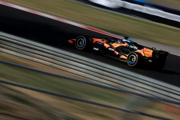 F1: Piastri accuses Hamilton after losing last lap in Q3