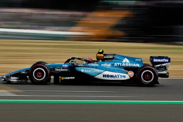 F1: FIA Stewards summon Sainz and Hulkenberg after incidents in TL1