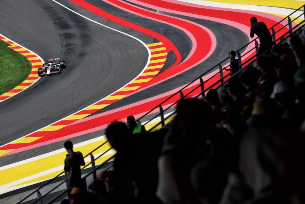 Oliver Bearman (GBR) Haas VF-25.