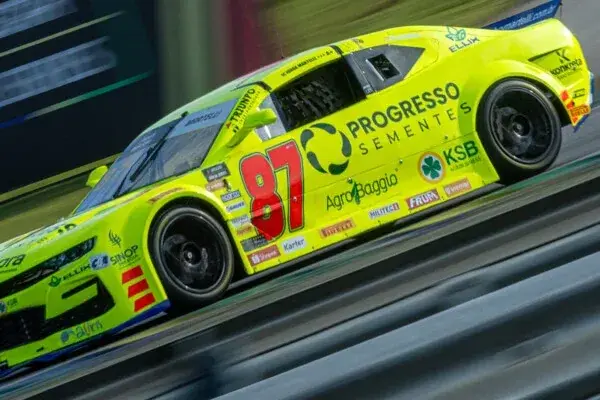 At home, Martelli debuts on the outer ring of Cuiabá for NASCAR Brazil