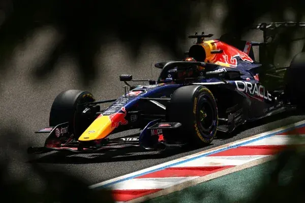 F1: Red Bull celebrates Verstappen's podium and Hadjar's good run