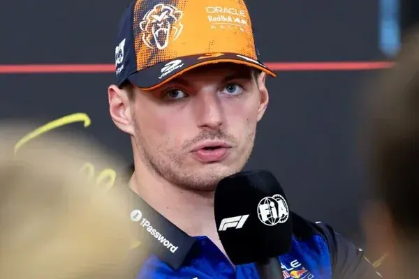F1 today: Verstappen stays and Red Bull changes wing