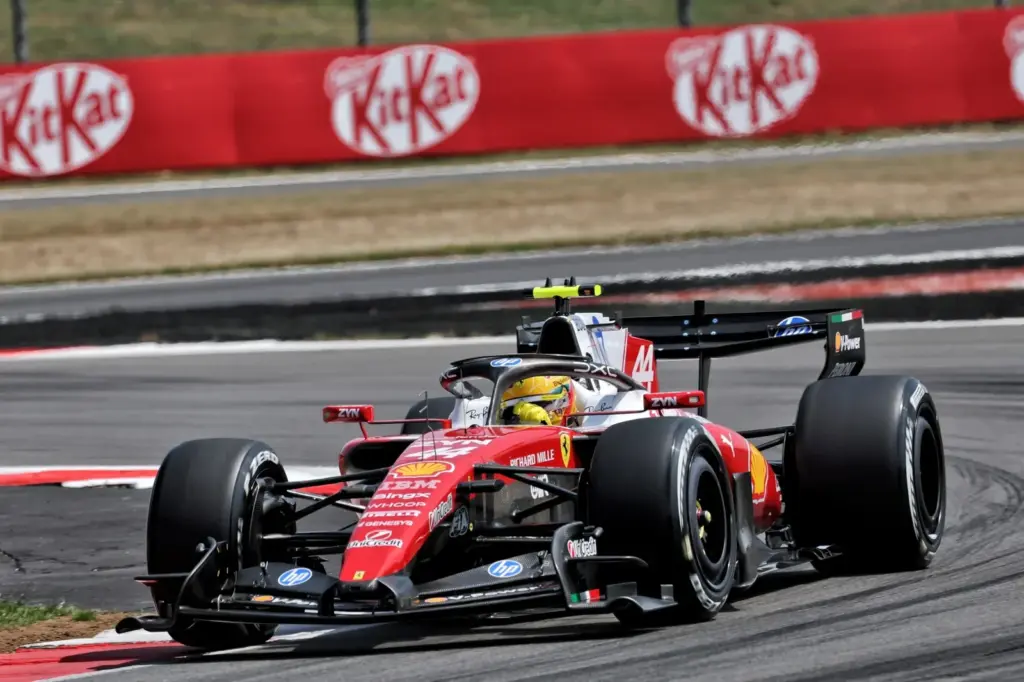 F1 hoje: FIA muda Spa e Hamilton cobra Ferrari