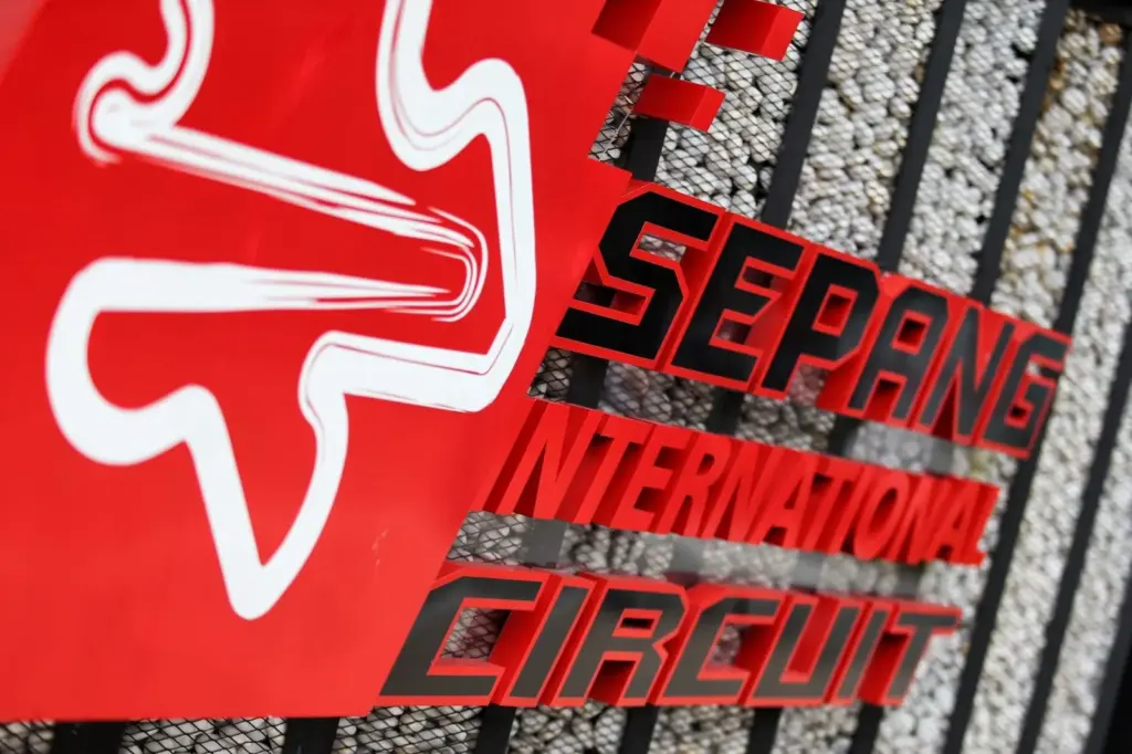 F1: Sepang confirms return and ticket revenue will go to Bahrain