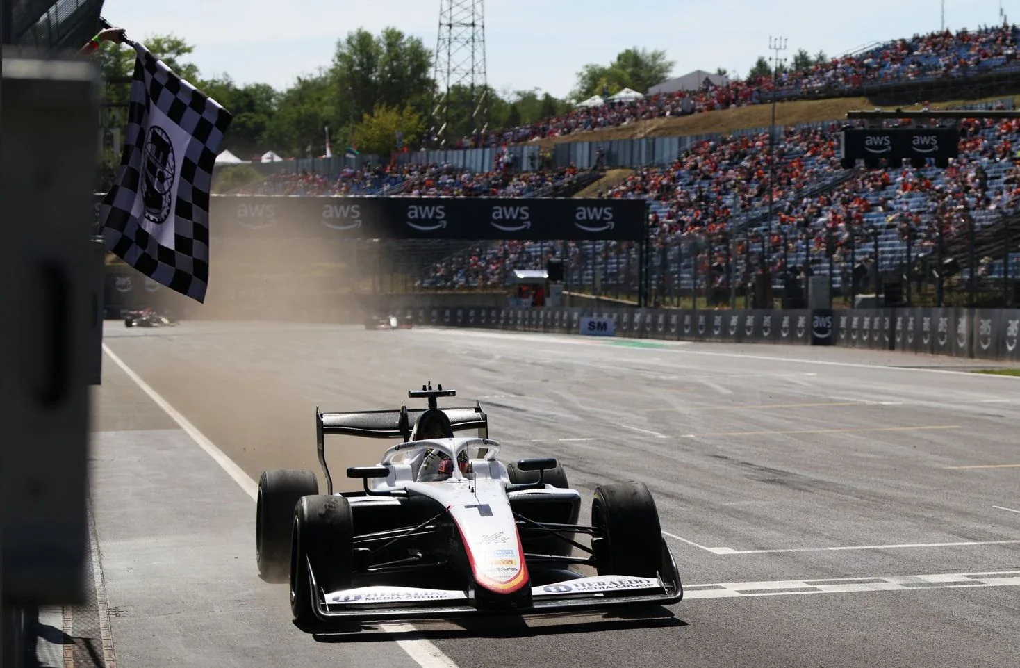 F3: Nael wins Sprint in Hungary. Fernando Barrichello scores points