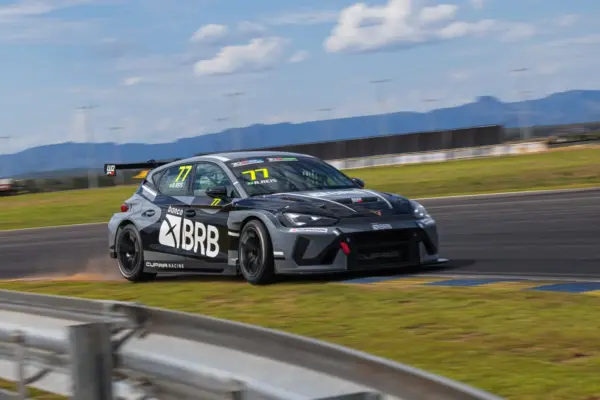 Reis leads TCR Brazil by three points before the championship decision