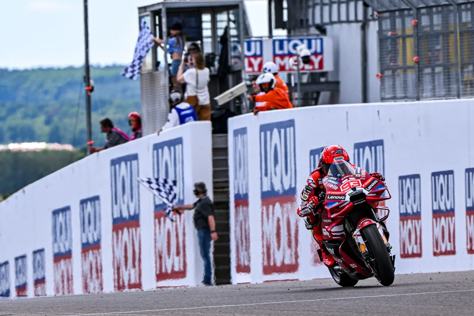 MotoGP: Márquez dominates and wins the German GP at Sachsenring