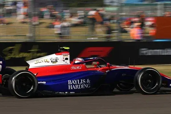 F3: Slater conquers pole position for the Silverstone stage