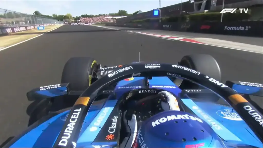 F1: Blue flag failure at Hungarian GP draws criticism from Coulthard