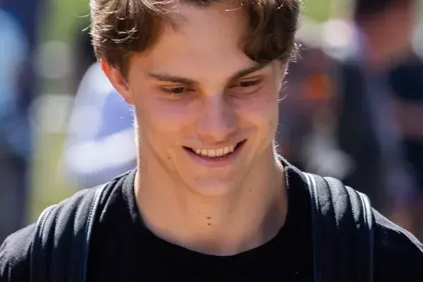 F1: Piastri ends rumors of Verstappen moving to McLaren with one word