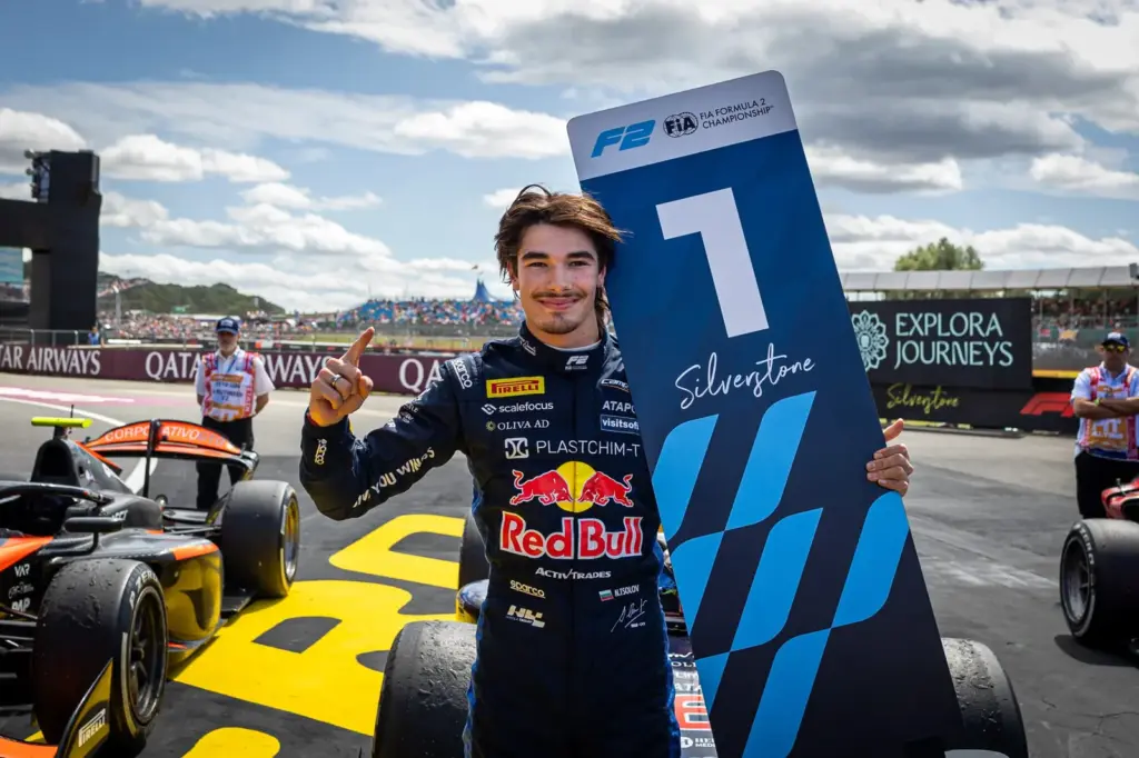 F1: Tsolov's rise puts Lawson's future in doubt