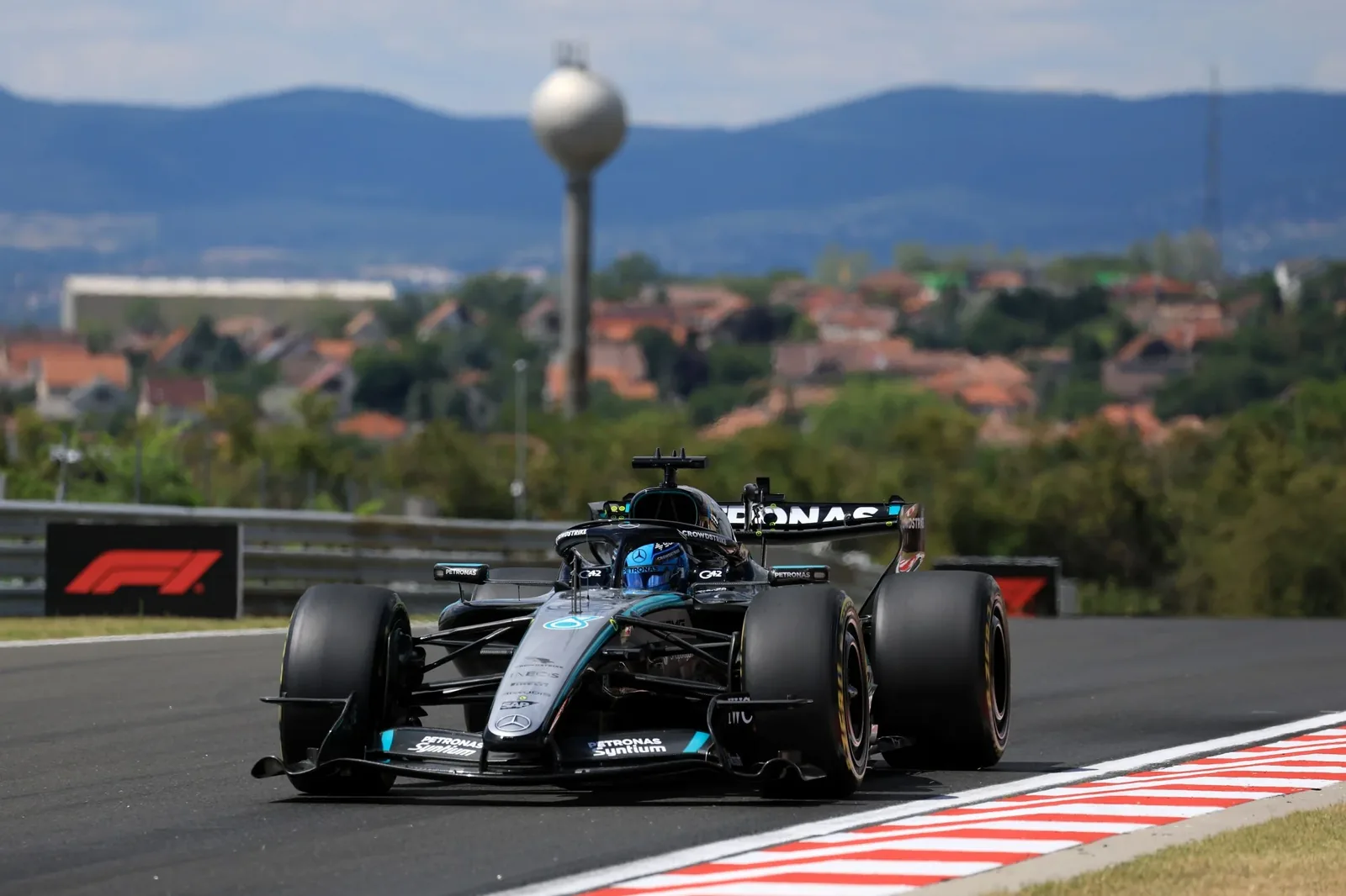 F1: Mercedes plans major update in second half of 2026