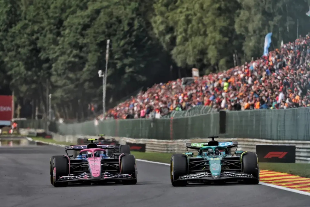 Franco Colapinto (ARG) Alpine F1 Team A525 and Lance Stroll (CDN) Aston Martin F1 Team AMR25 battle for position.