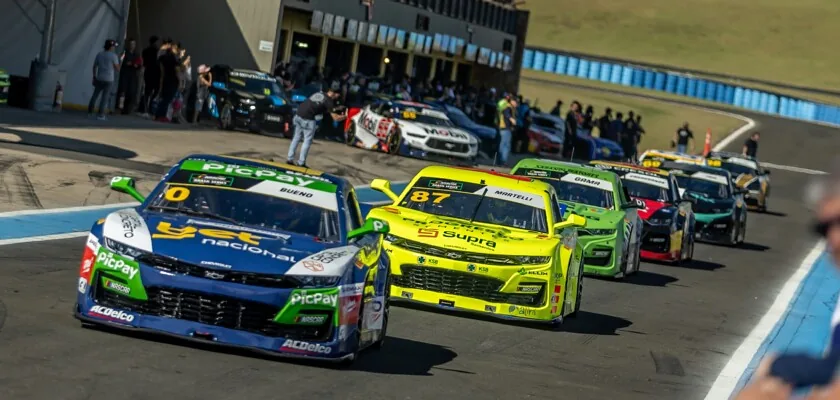 NASCAR Brazil: Watch Race 2 LIVE at Velocitta
