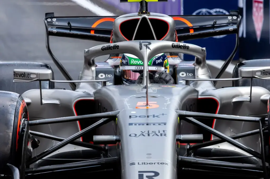 F1 today: Antonelli on pole and Bortoleto in eighth