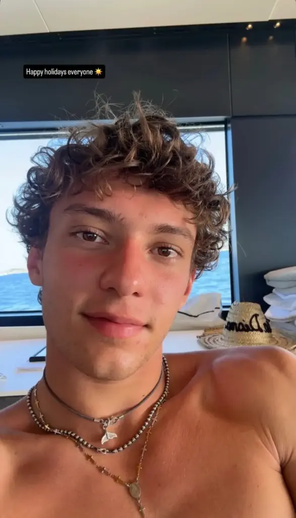F1: Antonelli enjoys summer holidays on Wolff’s yacht in Sardinia