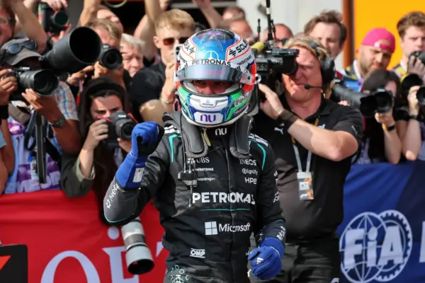 F1: Mercedes has a day of contrasts in Belgium