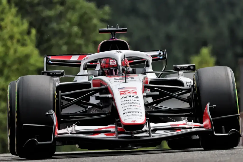 Esteban Ocon (FRA) Haas F1 Team VF-26.