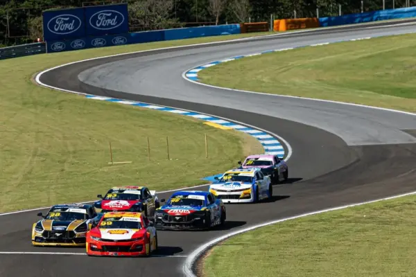 Follow LIVE Race 1 of the fourth stage of NASCAR Brazil 2026