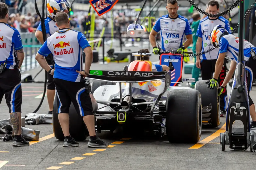 F1: Confira as imagens desta quinta-feira do GP da Bélgica 2026